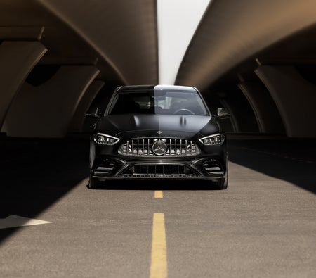 Mercedes Benz AMG C43 2023