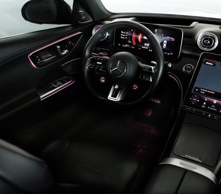 Mercedes Benz AMG C43 2023