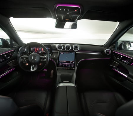 Mercedes Benz AMG C43 2023