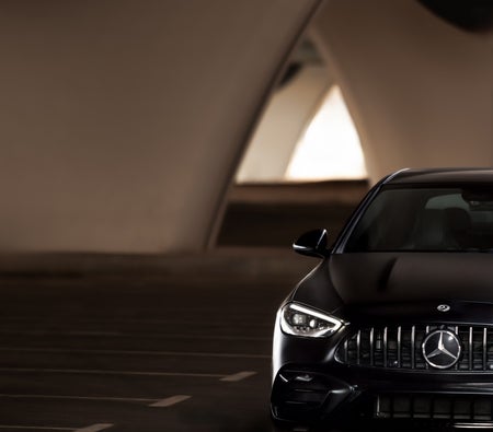 Mercedes Benz AMG C43 2023