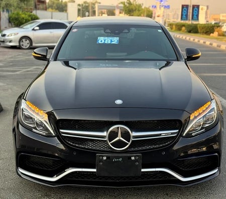 Mercedes Benz AMG C63 S 2017, photo 3 of 4
