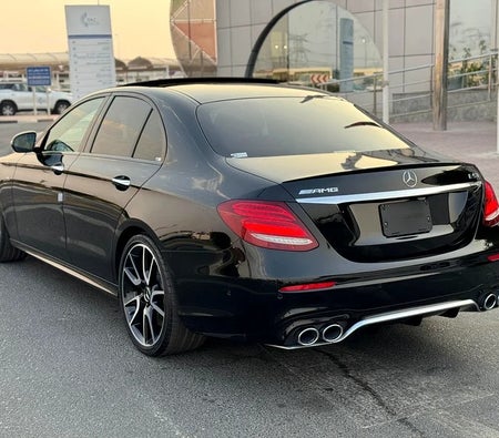 Black Mercedes Benz AMG E53 2019