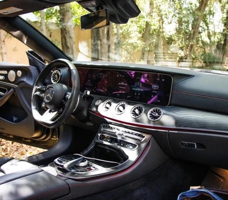 Mercedes Benz AMG E53 2023, photo 3 of 4