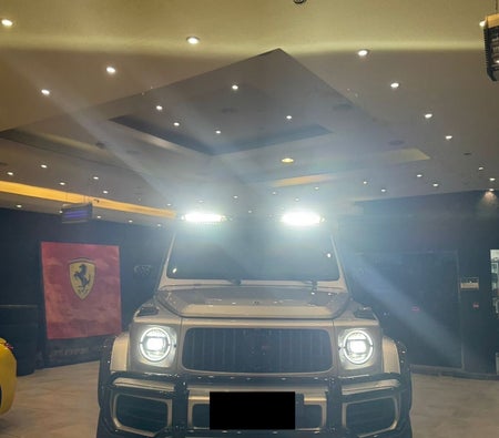 Silver Mercedes Benz G63 AMG 4x4 2022