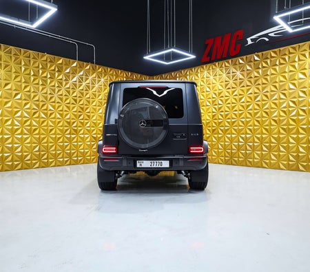 Mercedes Benz AMG G63 2025