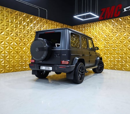 Mercedes Benz AMG G63 2025