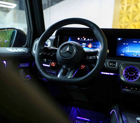 Mercedes Benz AMG G63 2025