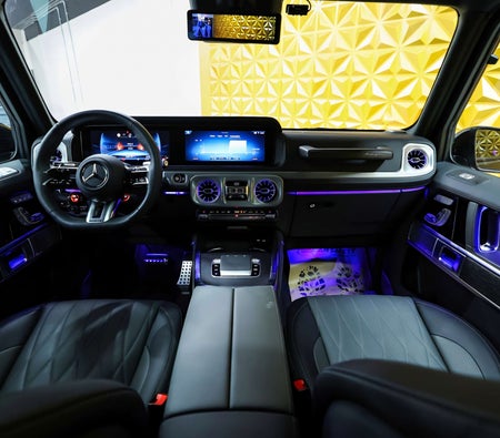 Mercedes Benz AMG G63 2025