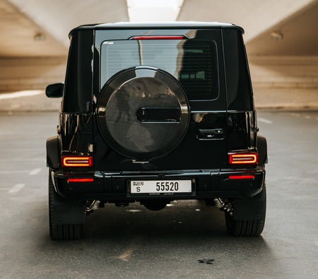 Mercedes Benz AMG G63 2025