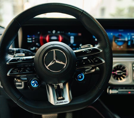Mercedes Benz G63 AMG 2025, photo 3 of 4