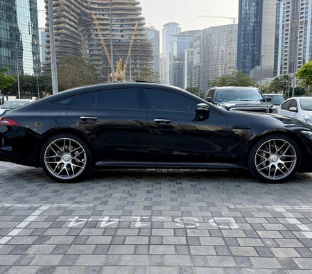 Schwarz Mercedes Benz AMG GT 53 2024