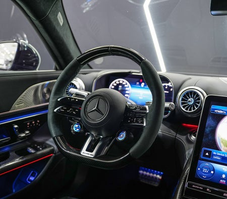 Mercedes Benz AMG GT 63 2024, photo 4 of 4