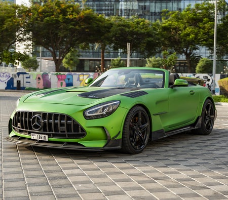 Mercedes Benz AMG GT Convertible 2022, photo 1 of 4