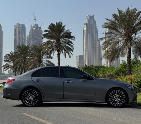Mercedes Benz C200 2024