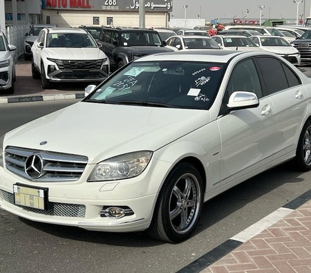 White Mercedes Benz C250 2008
