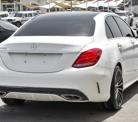 Mercedes Benz C200 2015, photo 2 of 4