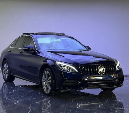 Mercedes Benz C300 Luxury  2017, photo 3 of 4