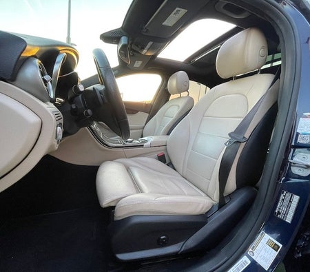 Mercedes Benz C300 Luxury 2018, photo 4 of 4