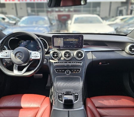 Mercedes Benz C200 2019, photo 3 of 4