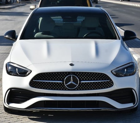 Mercedes Benz C300 Luxury 2022, photo 2 of 4