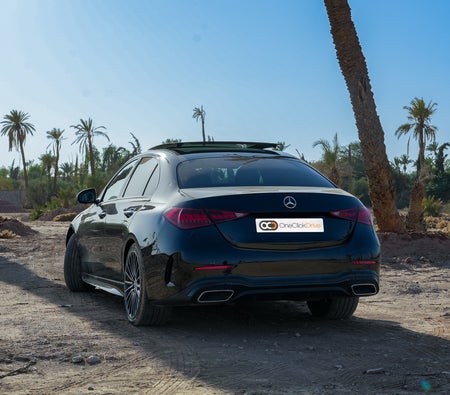 Schwarz Mercedes Benz C 2023