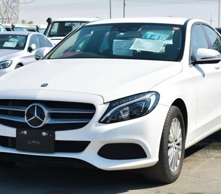 Mercedes Benz C180 2017, photo 3 of 4