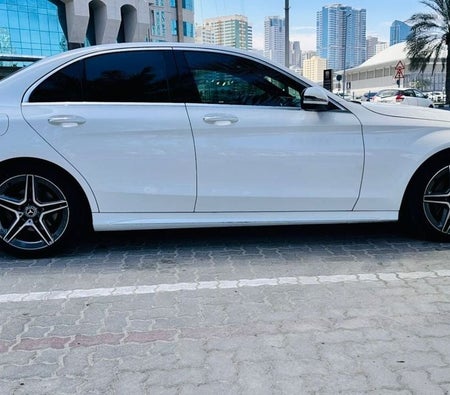 Mercedes Benz C200  2015, photo 3 of 4
