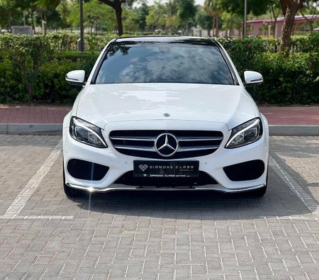 Mercedes Benz C200 2018, photo 3 of 4