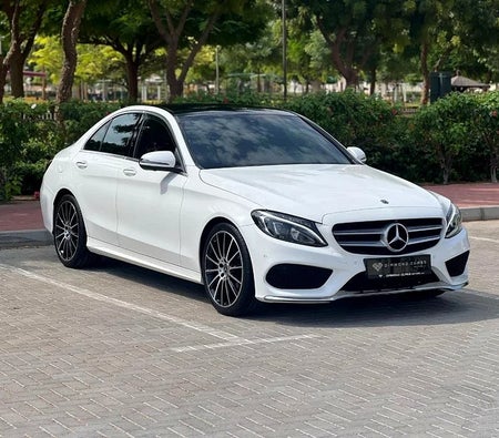 Mercedes Benz C200 2018, photo 2 of 4