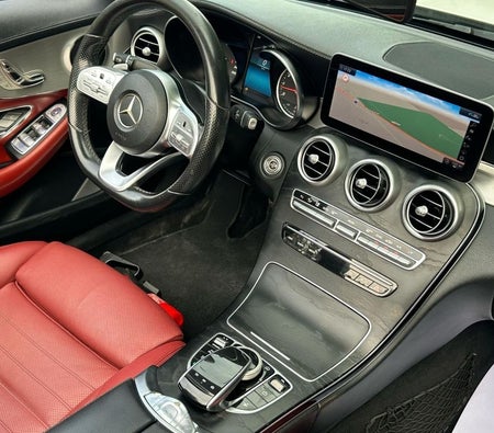 Mercedes Benz C200 2019, photo 3 of 4
