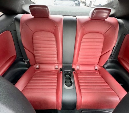 Mercedes Benz C200 2023, photo 4 of 4