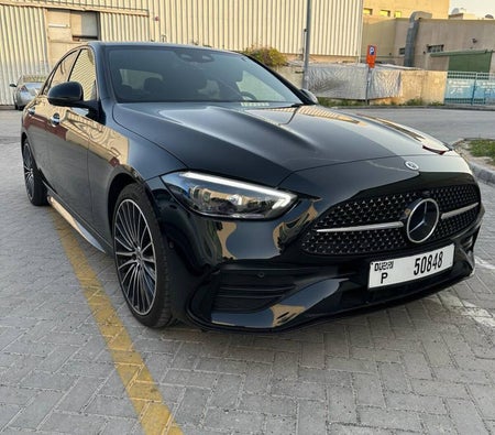 zwart Mercedes Benz C200 2023