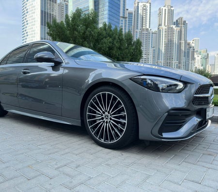 Mercedes Benz C200 2024