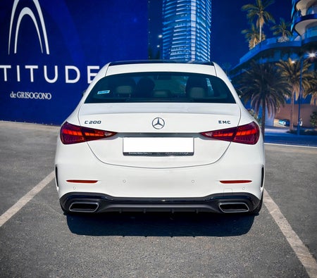 Mercedes Benz C200 2024
