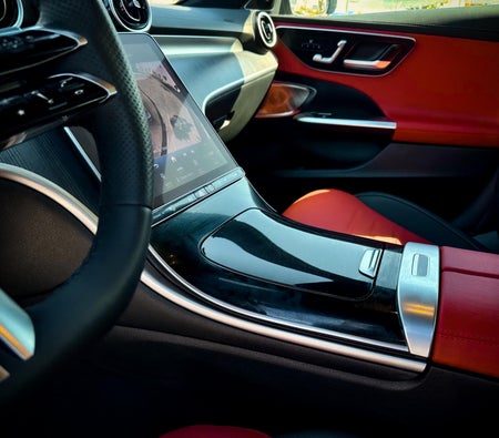Mercedes Benz C200 2024