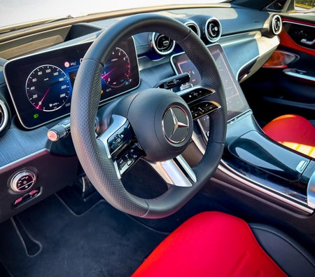 Mercedes Benz C200 2024