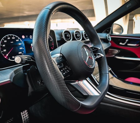 Mercedes Benz C200 2024