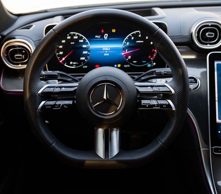 Mercedes Benz C200 2024