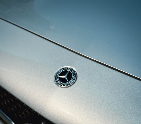 Mercedes Benz C200 2025