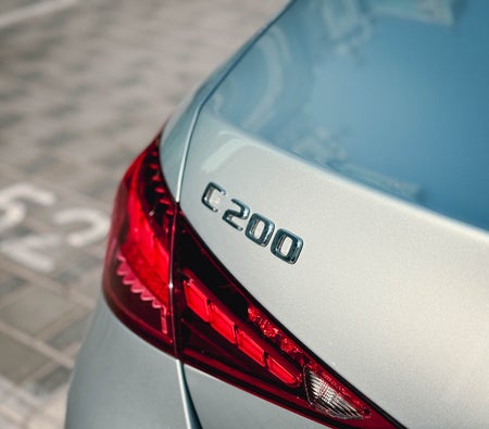 Mercedes Benz C200 2025