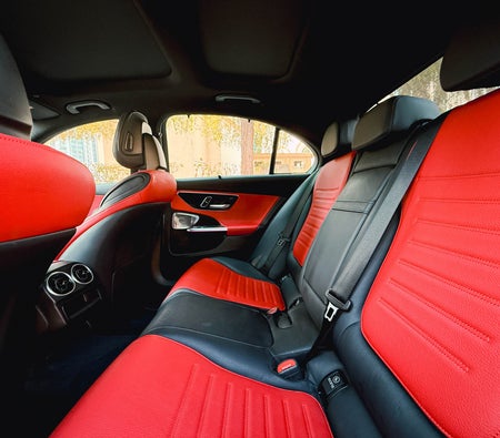 Mercedes Benz C200 2025