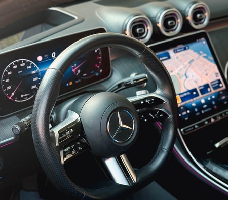 Mercedes Benz C200 2025