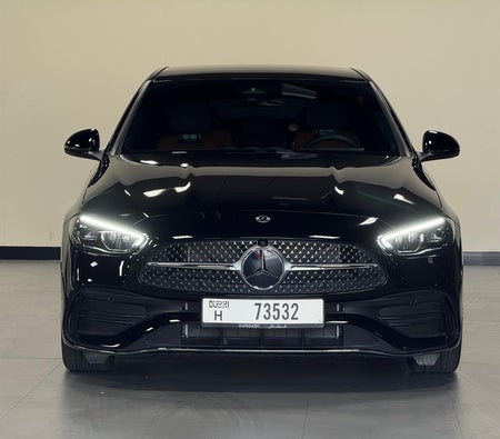 Mercedes Benz C200 2025