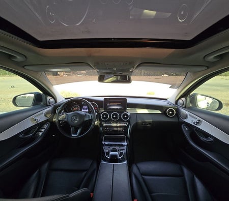 Mercedes Benz C220 AMG 2017, photo 3 of 4