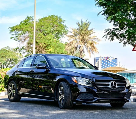 Mercedes Benz C300 4Matic  2016, photo 2 of 4