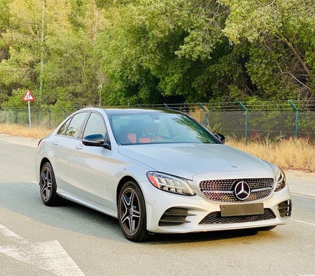 Mercedes Benz C300 Sport 2020, photo 4 of 4
