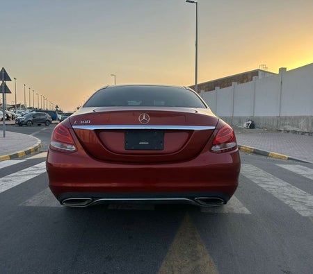 Mercedes Benz C300 2016, photo 3 of 4