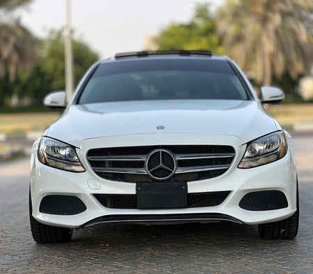 Mercedes Benz C300 2016, photo 2 of 4
