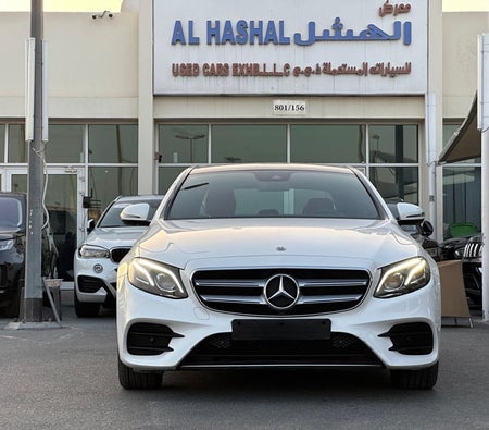 Mercedes Benz C300 2019, photo 2 of 4