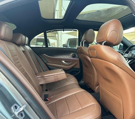 Mercedes Benz C300 2020, photo 4 of 4